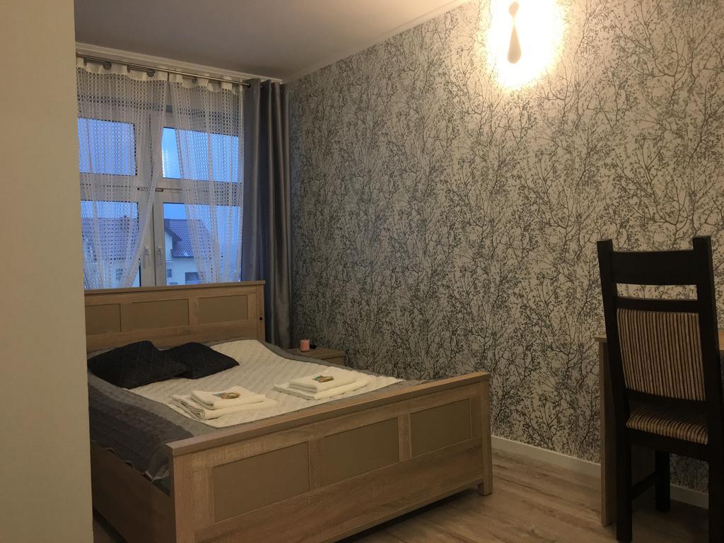 Laura Bed & Breakfast Belchatow Exterior photo